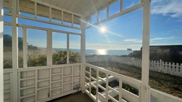 Maison Sur La Plage Avec Vue Mer Panoramique Le Martray ภายนอก รูปภาพ
